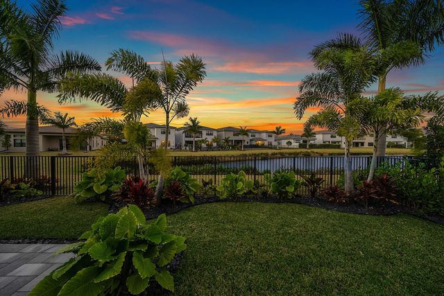 8325 Royal County Down Road, Boca Raton, FL 33434
