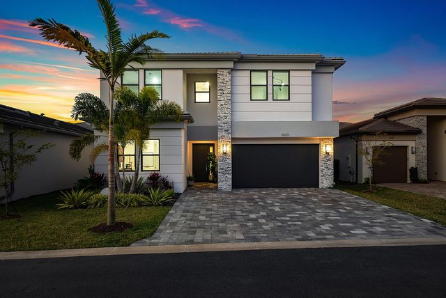 8325 Royal County Down Road, Boca Raton, FL 33434