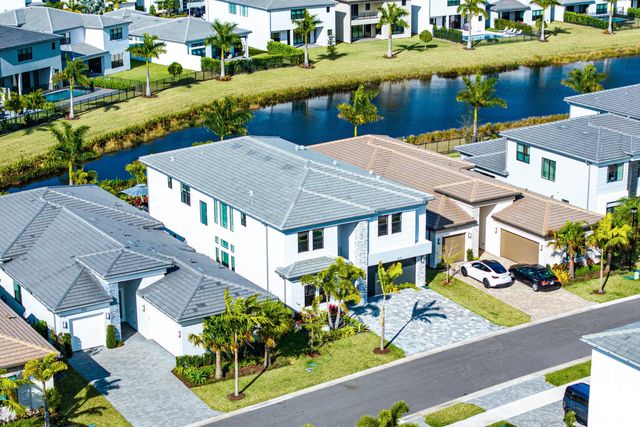 8325 Royal County Down Road, Boca Raton, FL 33434