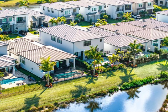 8325 Royal County Down Road, Boca Raton, FL 33434