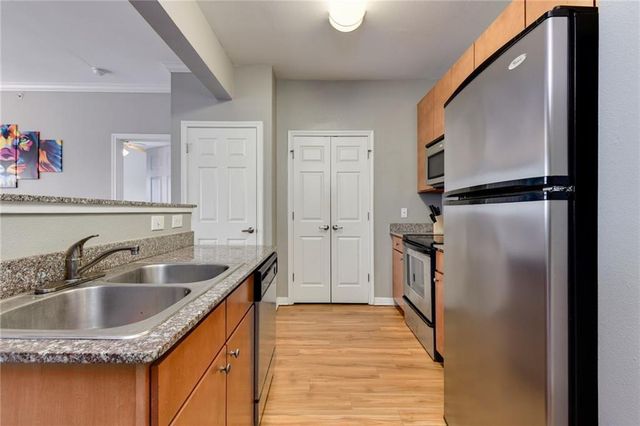 2502 Leon ST 200, Austin, TX 78705