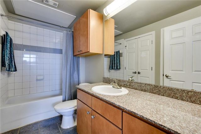 2502 Leon ST 200, Austin, TX 78705