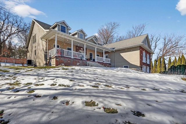 441 Water Street, Cambridge, WI 53523