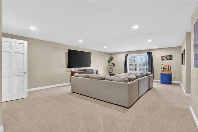 441 Water Street, Cambridge, WI 53523