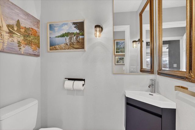 441 Water Street, Cambridge, WI 53523