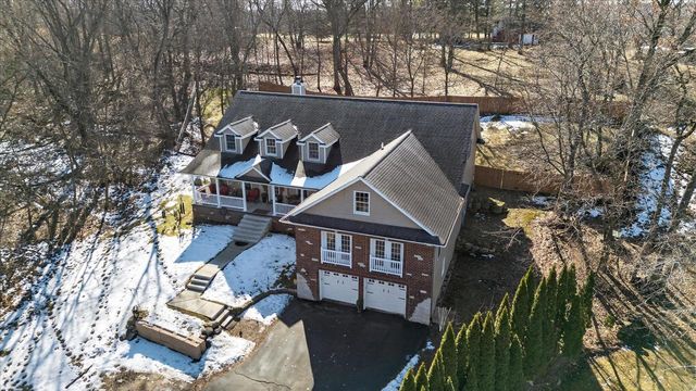 441 Water Street, Cambridge, WI 53523