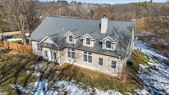 441 Water Street, Cambridge, WI 53523