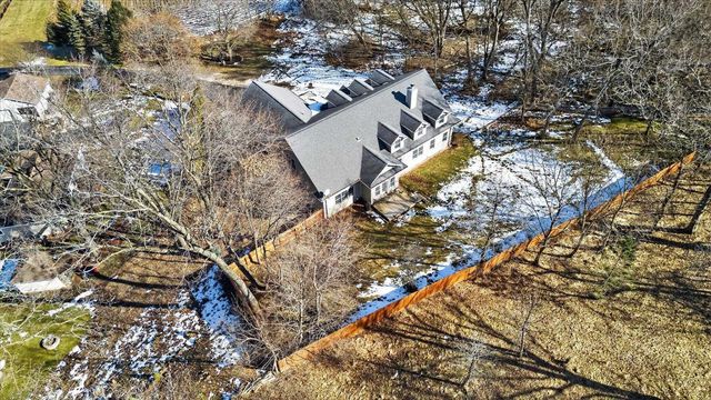 441 Water Street, Cambridge, WI 53523