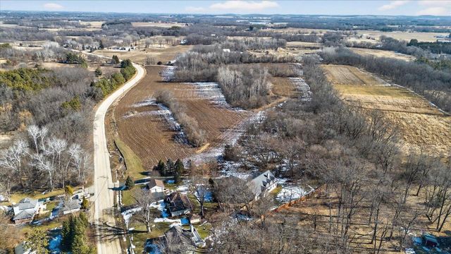 441 Water Street, Cambridge, WI 53523