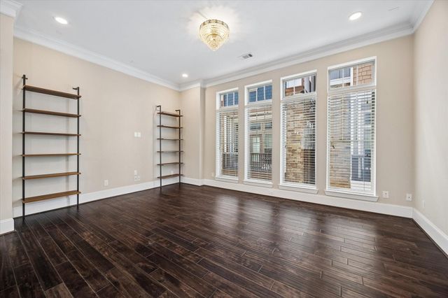 736 Yale Street C, Houston, TX 77007