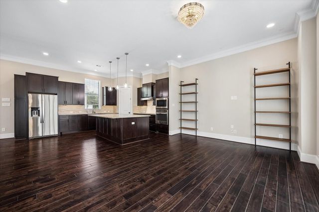 736 Yale Street C, Houston, TX 77007