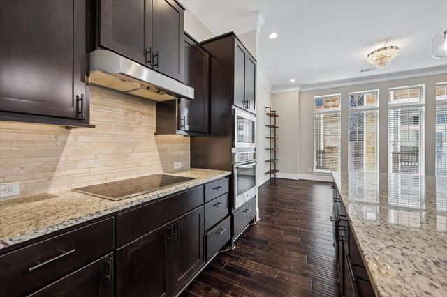 736 Yale Street C, Houston, TX 77007