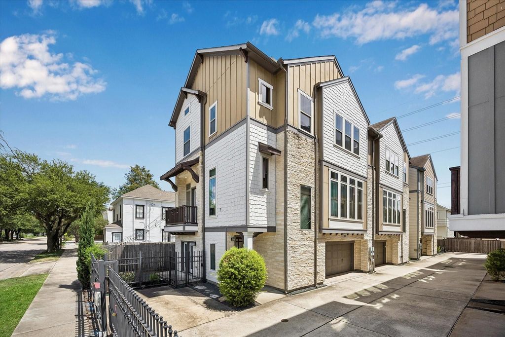 736 Yale Street C, Houston, TX 77007