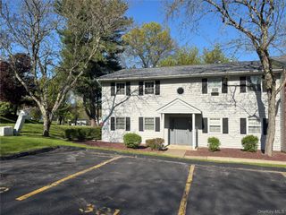 4 Locust Court F, Fishkill, NY 12524