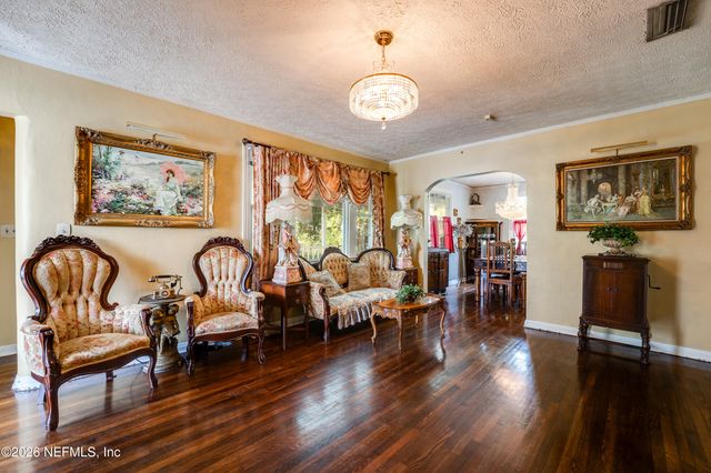 1335 AZALEA Drive, Jacksonville, FL 32205