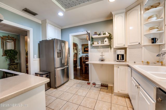 1335 AZALEA Drive, Jacksonville, FL 32205