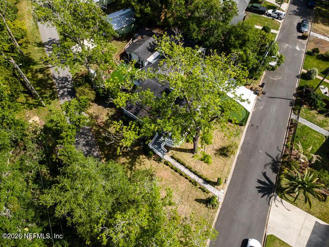 1335 AZALEA Drive, Jacksonville, FL 32205