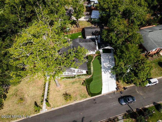 1335 AZALEA Drive, Jacksonville, FL 32205