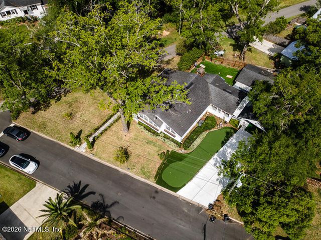 1335 AZALEA Drive, Jacksonville, FL 32205