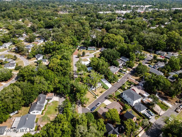 1335 AZALEA Drive, Jacksonville, FL 32205