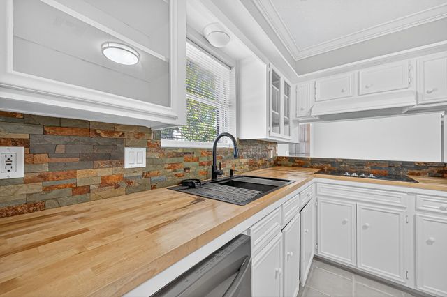 13903 Chevy Chase Drive, Houston, TX 77077