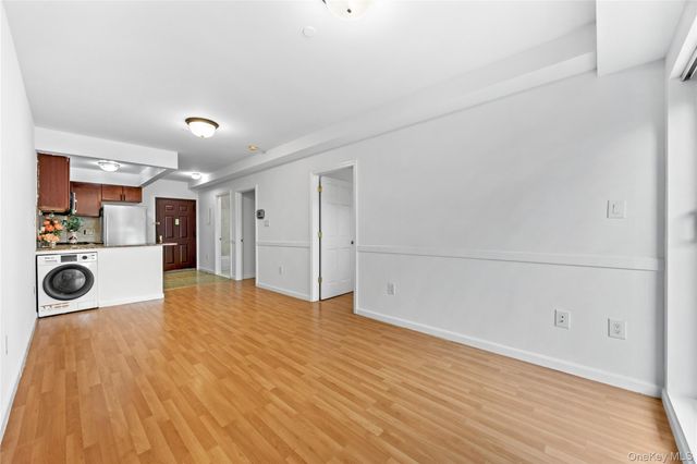71-33 162nd Street 3F, Fresh Meadows, NY 11365
