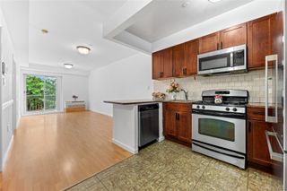 71-33 162nd Street 3F, Fresh Meadows, NY 11365