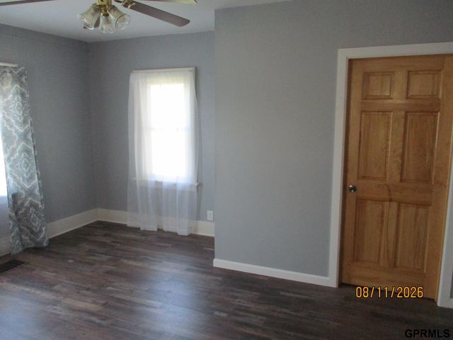 943 W Military Avenue, Fremont, NE 68025