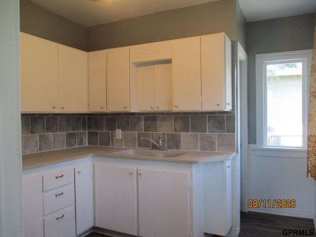 943 W Military Avenue, Fremont, NE 68025