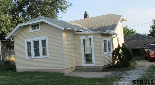 943 W Military Avenue, Fremont, NE 68025