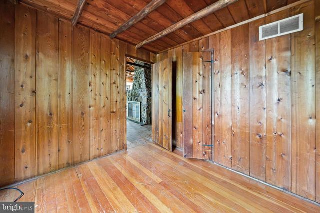 1645 ELK FOREST RD, Elkton, MD 21921