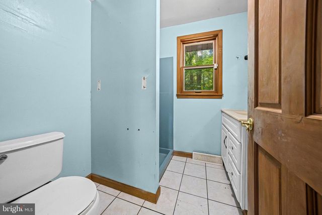 1645 ELK FOREST RD, Elkton, MD 21921