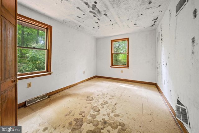 1645 ELK FOREST RD, Elkton, MD 21921