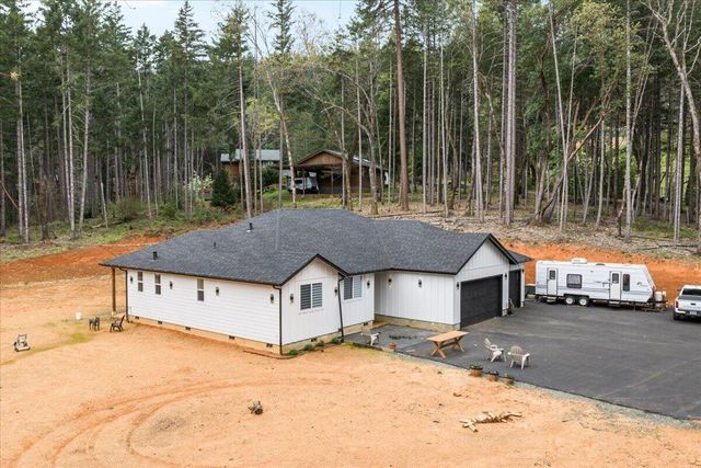 425 Bonnie Lane, Grants Pass, OR 97527