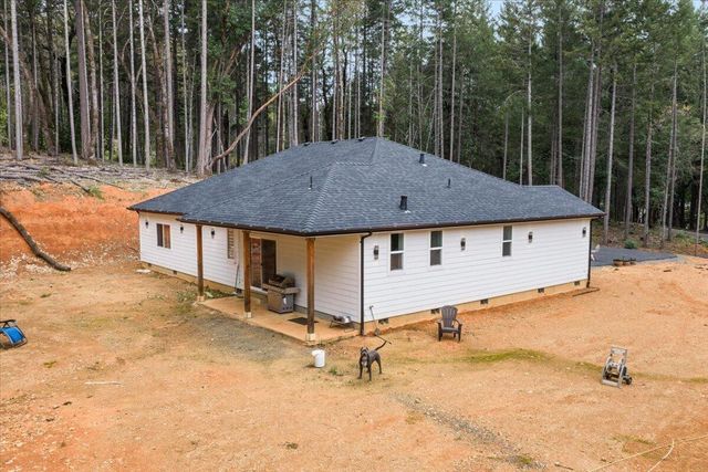 425 Bonnie Lane, Grants Pass, OR 97527