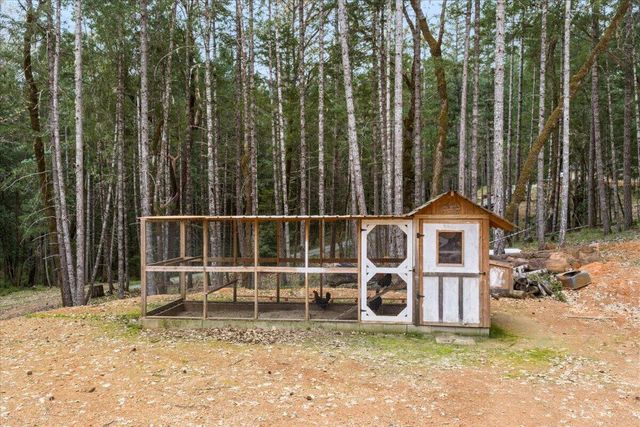 425 Bonnie Lane, Grants Pass, OR 97527