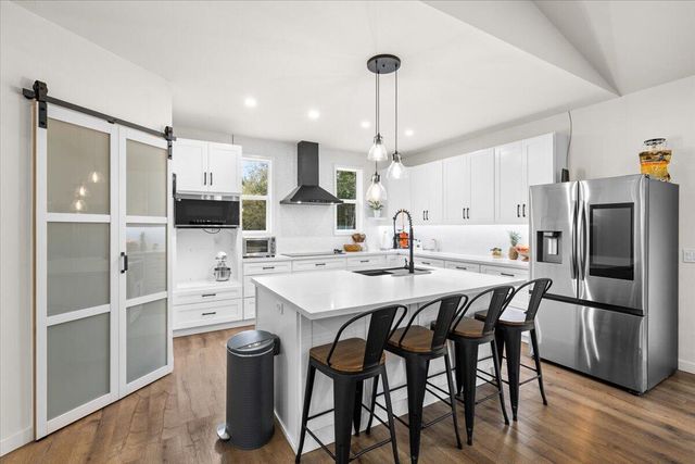 425 Bonnie Lane, Grants Pass, OR 97527