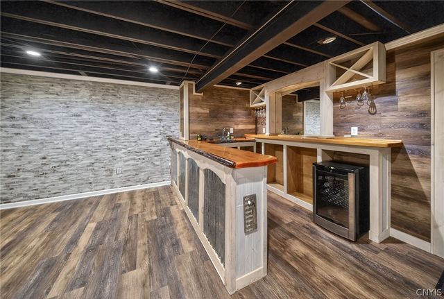 8524 Mcnamara Drive, Clay, NY 13041