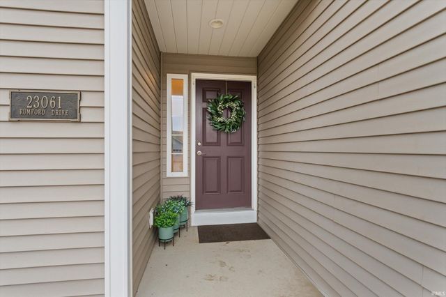 23061 Rumford Drive, South Bend, IN 46628