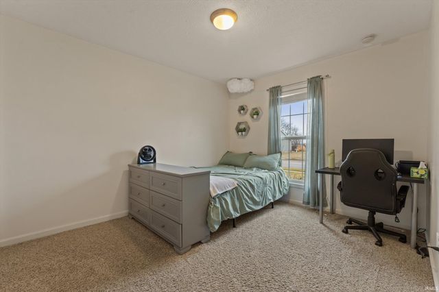 23061 Rumford Drive, South Bend, IN 46628