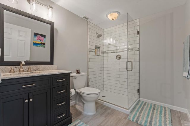 23061 Rumford Drive, South Bend, IN 46628