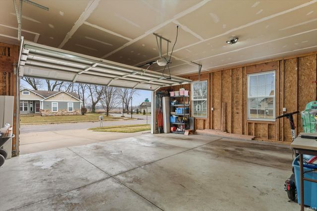 23061 Rumford Drive, South Bend, IN 46628