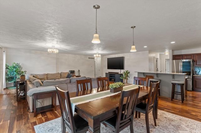 23061 Rumford Drive, South Bend, IN 46628