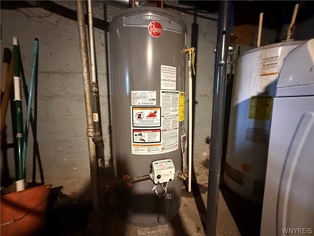 27 Lang Avenue, Buffalo, NY 14215