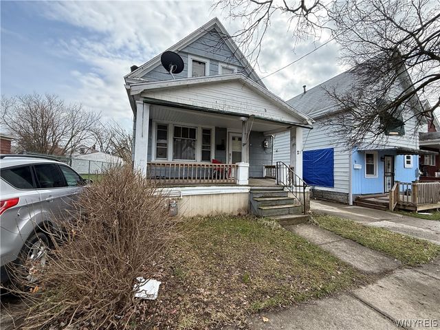 27 Lang Avenue, Buffalo, NY 14215