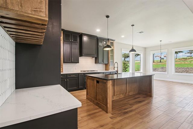 10849 Turkey Trot Trail, Guthrie, OK 73044