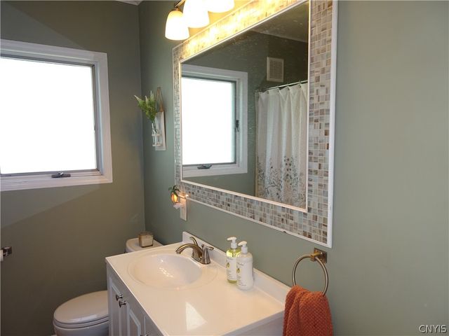 111 Newcastle Road, Geddes, NY 13219