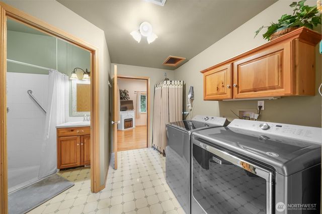 12912 134th Avenue Ct, Anderson Island, WA 98303