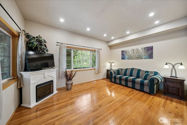 12912 134th Avenue Ct, Anderson Island, WA 98303
