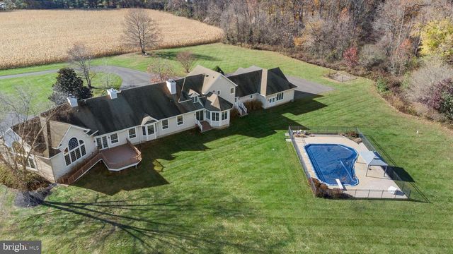 183 BORDENTOWN GEORGETOWN RD, Chesterfield, NJ 08515